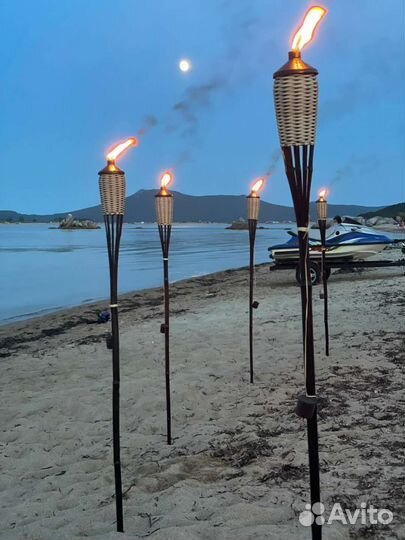 Бамбуковые факелы