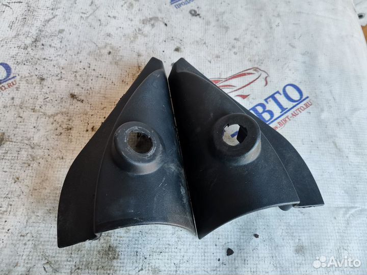 Крышка зеркала внутренняя Ford Fusion I (2002—2005