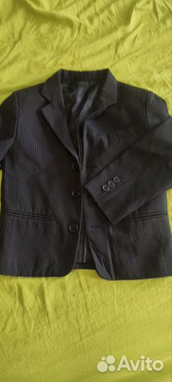 Пиджаки, брюки, рубашки, р. 116-122