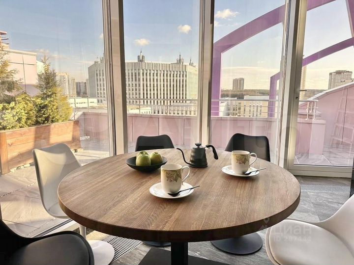 5-к. квартира, 210 м², 11/11 эт.