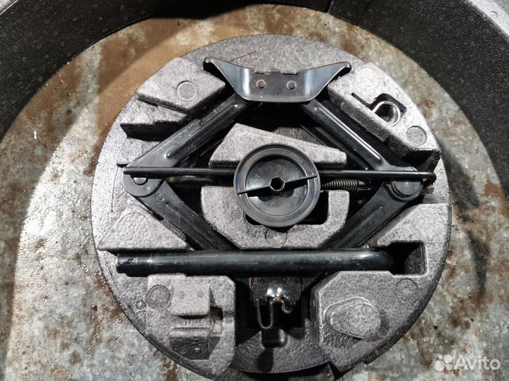 Пенопласт багажника Ford Focus 3 седан