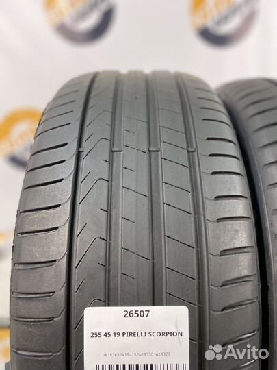 Pirelli Scorpion 255/45 R19 102V