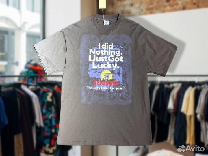 Футболка vetements