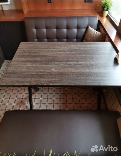 Стол для кафе, ресторана, лофт