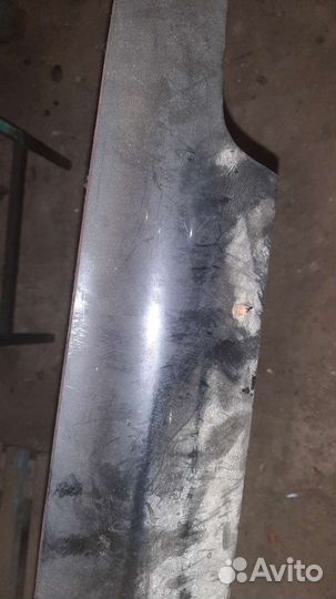 Дефлектор капота