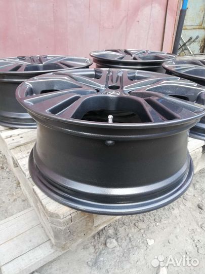 Литые диски r17 5x114.3 toyota camry