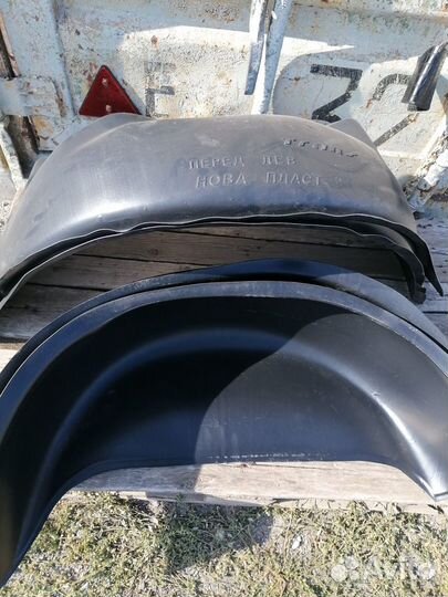 Подкрылки на Фольксваген Транспортер т4