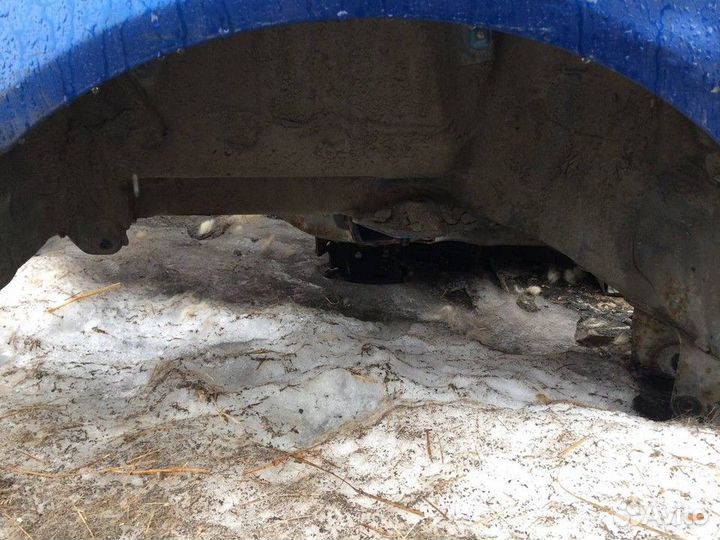 Крыло заднее правое седан Renault Megane