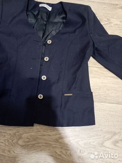 Пиджак на девочку школьный