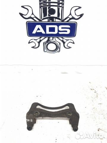 Скоба суппорта передняя Ssangyong Kyron 2 D20DT