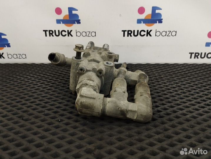 2158373 Клапан ускорительный