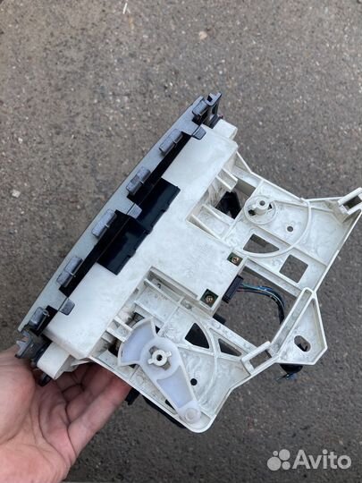 Блок климата mitsubishi colt