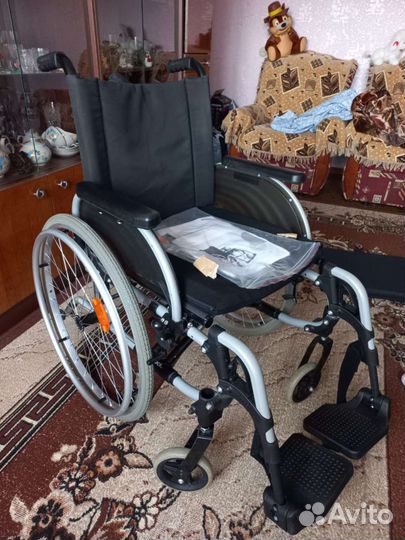 Инвалидная коляска б у 3 месяца