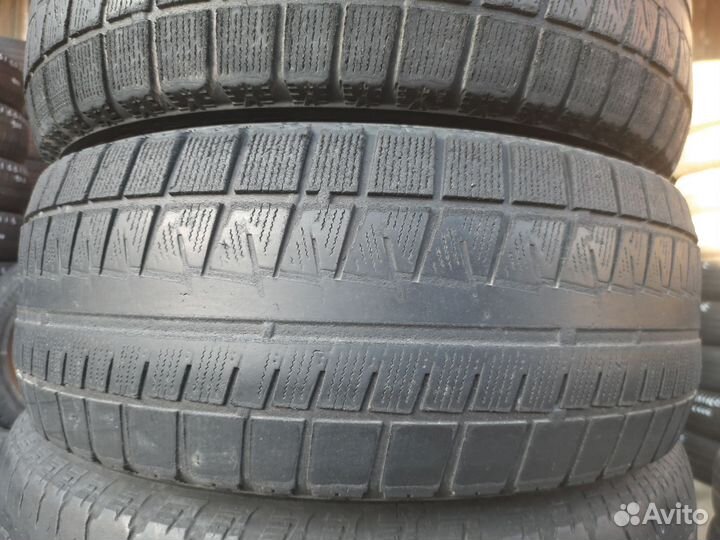 Bridgestone Blizzak Revo GZ 215/55 R16 93S