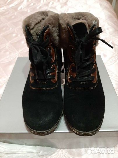 Ботинки зимние женские в идеальном состоянии