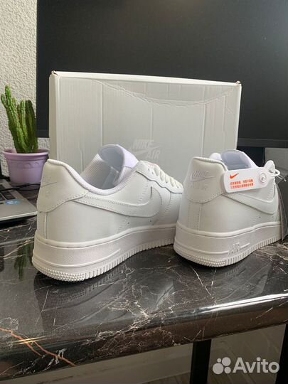 Nike Air Force 1 Low White