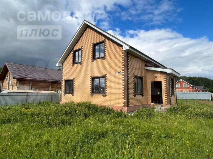 Коттедж 151,8 м² на участке 10 сот.