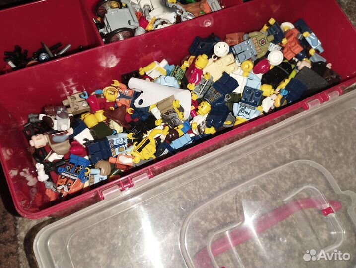 Lego минифигурки