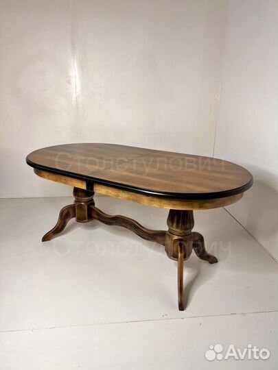 Столы и стулья