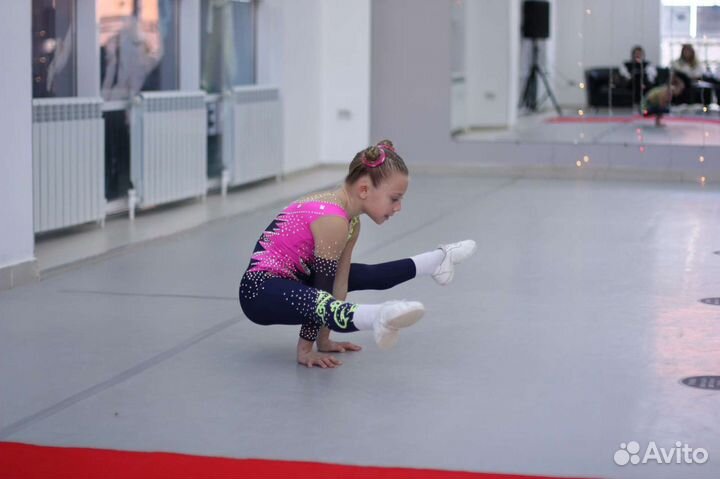 Комбинезон для художественной гимнастики