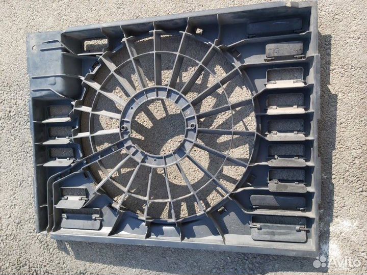 Диффузор вентилятора Bmw 730I E65 M54 2004