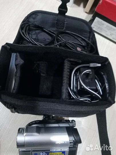 Видеокамера Sony DCR-DVD610