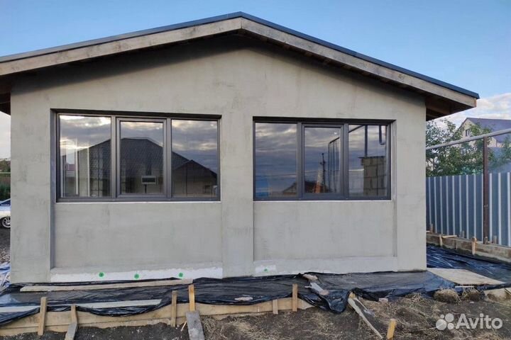 Балконное остекление на заказ