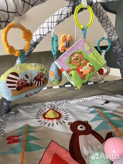 Развивающий игровой коврик в идеале