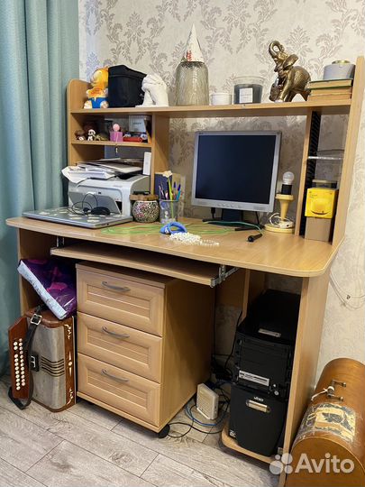 Компьтерный стол