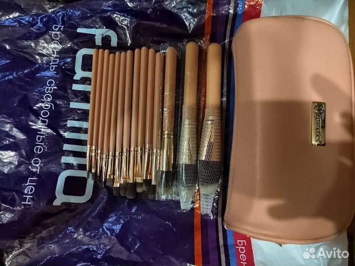 Набор кистей для макияжа