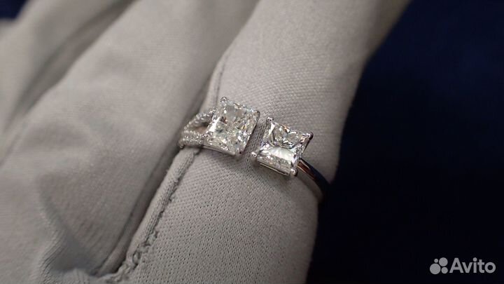 Золотое кольцо с бриллиантами Evgeny Matveev