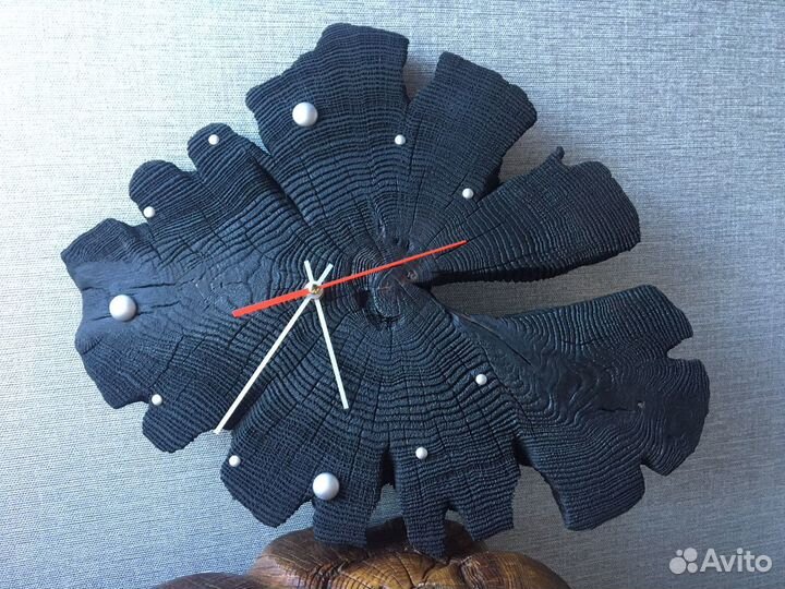 Часы из Дуба