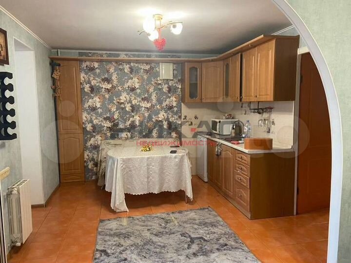 3-к. квартира, 70 м², 4/5 эт.