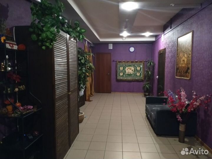 Кабинет 12 м² в аренду в тайском салоне