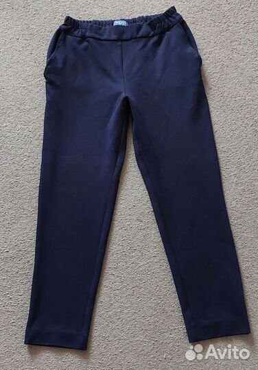 Пакет школьной одежды на девочку 146см