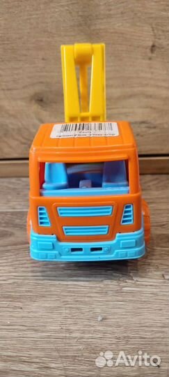 Автомобиль эвакуатор Тёма