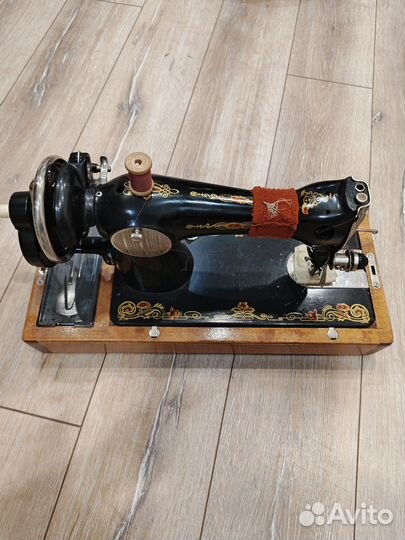 Швейная машина Подольск (пмз)