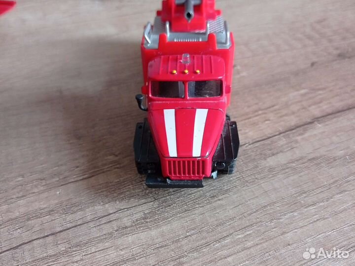 Игрушка пожарная машина
