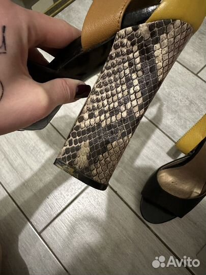 Босоножки vitacci