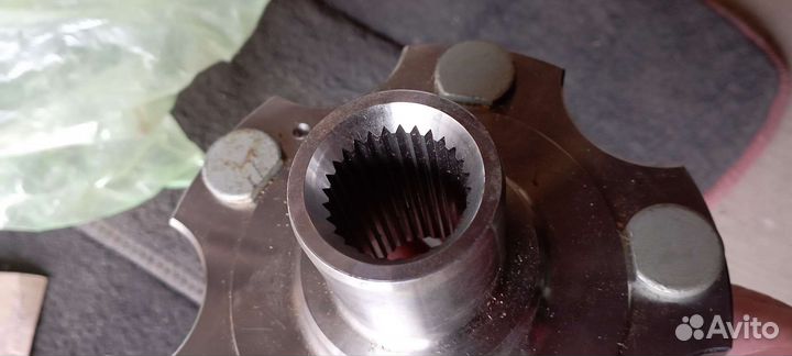 Ступица колеса задняя Ssang Yong Kyron 05/Rexton01