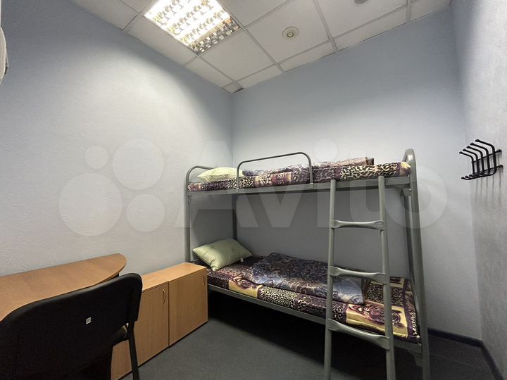 Комната 35 м², 1/2 эт.