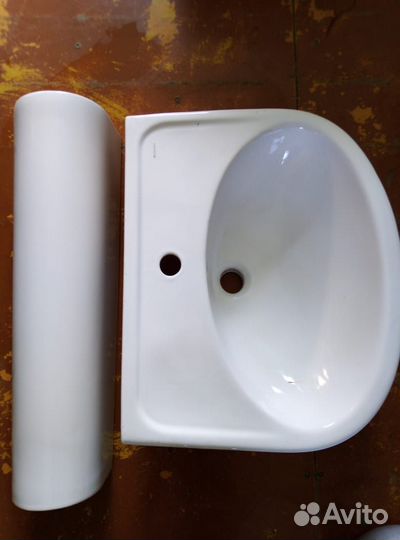 Раковина с пьедесталом новая