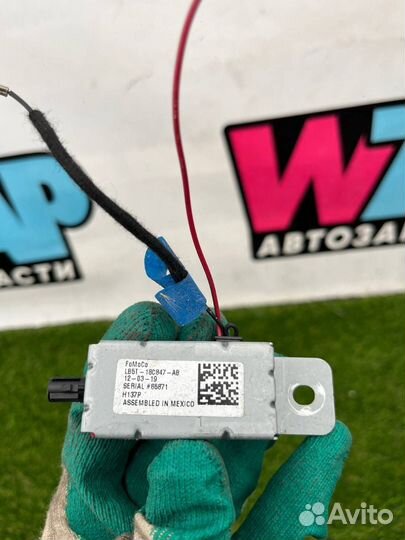 Усилитель антенны Ford Explorer 6 U625 2020