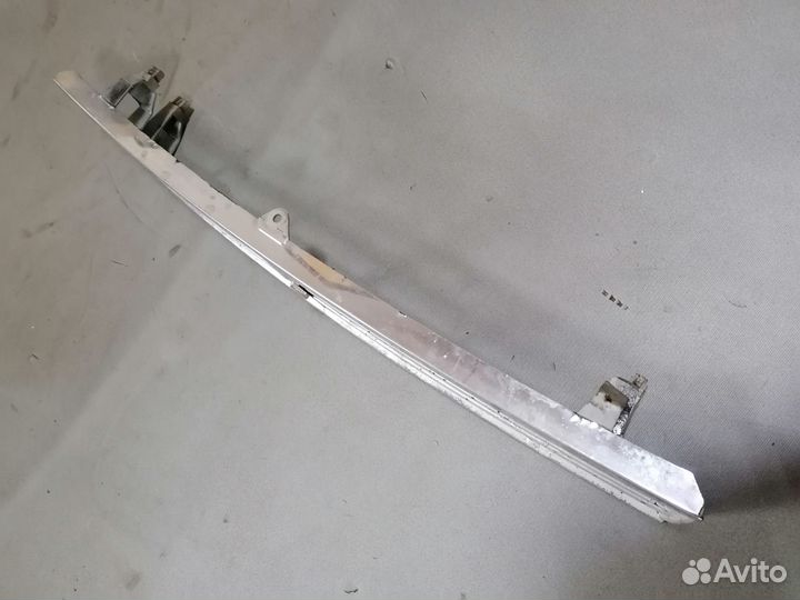 Решетка радиатора Mitsubishi Mirage 1991 4G15