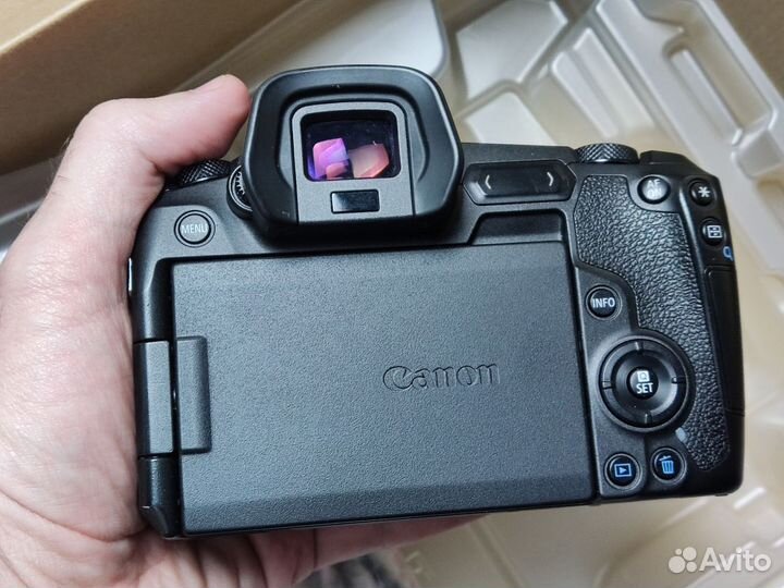 Canon eos R body