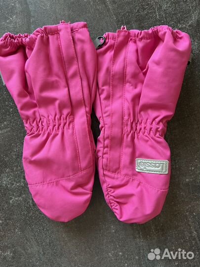 Шапка шлем, краги на девочку