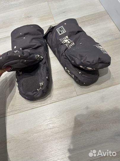 Зимний конверт в коляску leokid с варежками