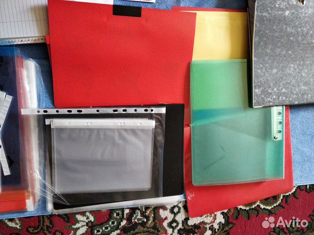 Папки для док-ов, конверты, визитницы,калькулятор