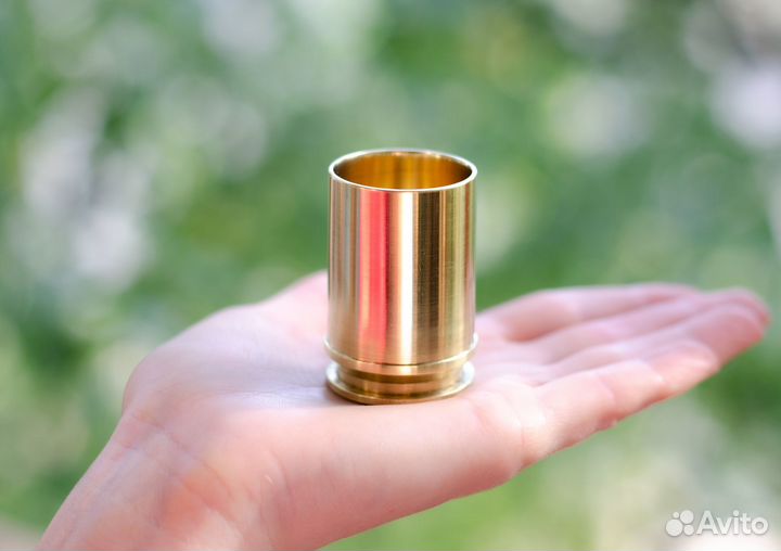 6 рюмок из гильз Ил-2 в кожаном чехле