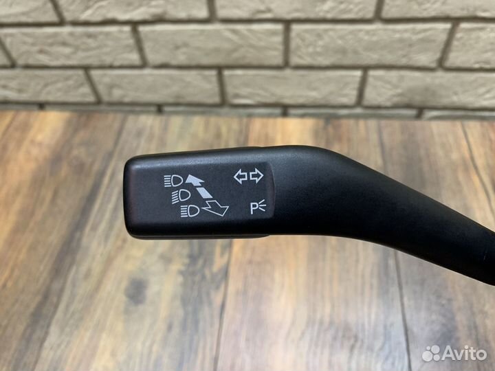 Volkswagen Jetta 5 Переключатель подрулевой